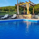 Kamena Kuca Goranci Vikendica Mostar