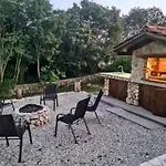 Kamena Kuca Goranci * Mostar